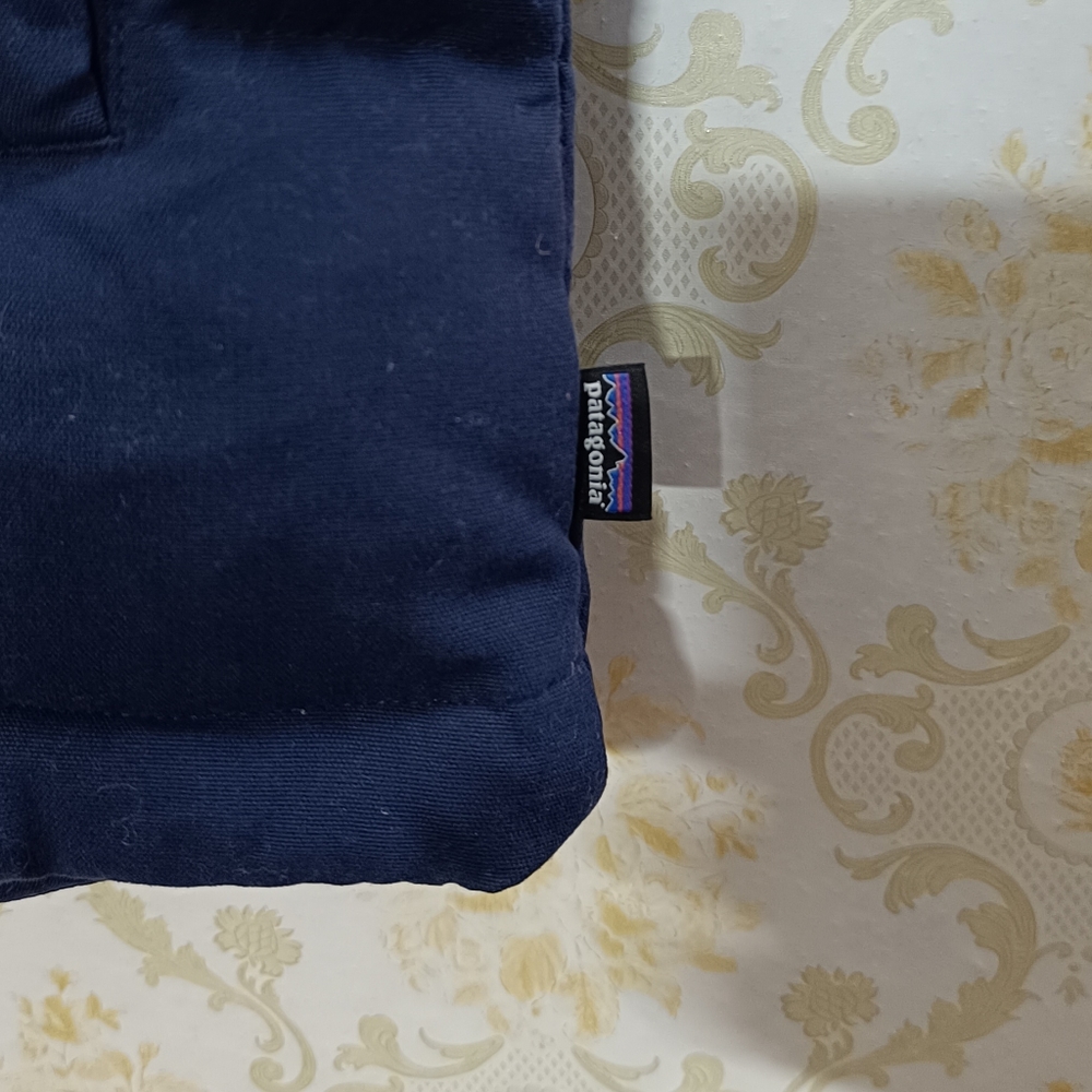 Patagonia NWOT. Unused . very Rare and Rarest Size. - Picture 8 of 10